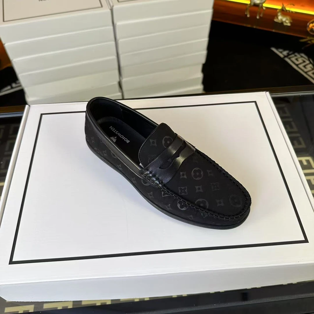 2025春夏新款广州男士休闲皮鞋一脚蹬豆豆鞋时尚简约舒适软底