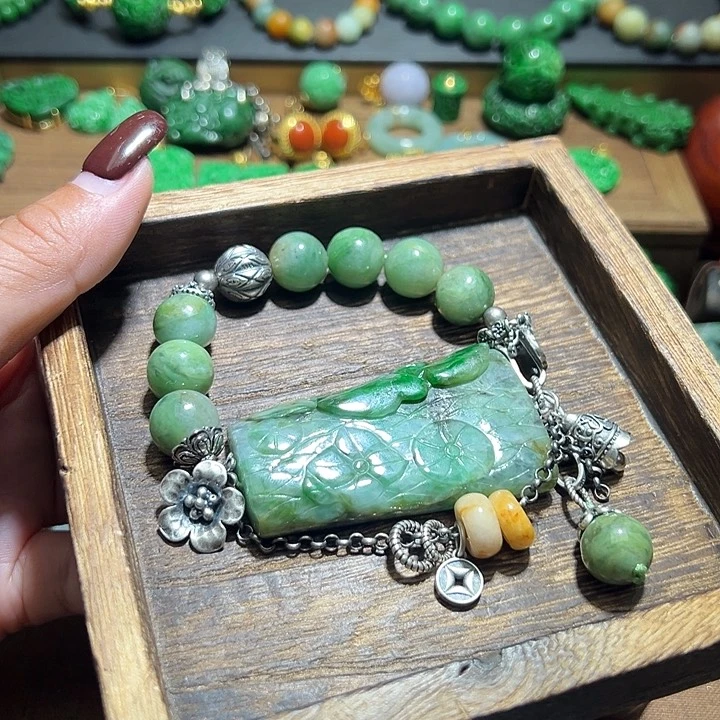 翡翠手串银S925镶嵌翡翠手串