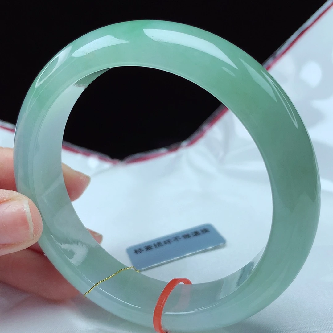 翡翠手镯未镶嵌57圈3023