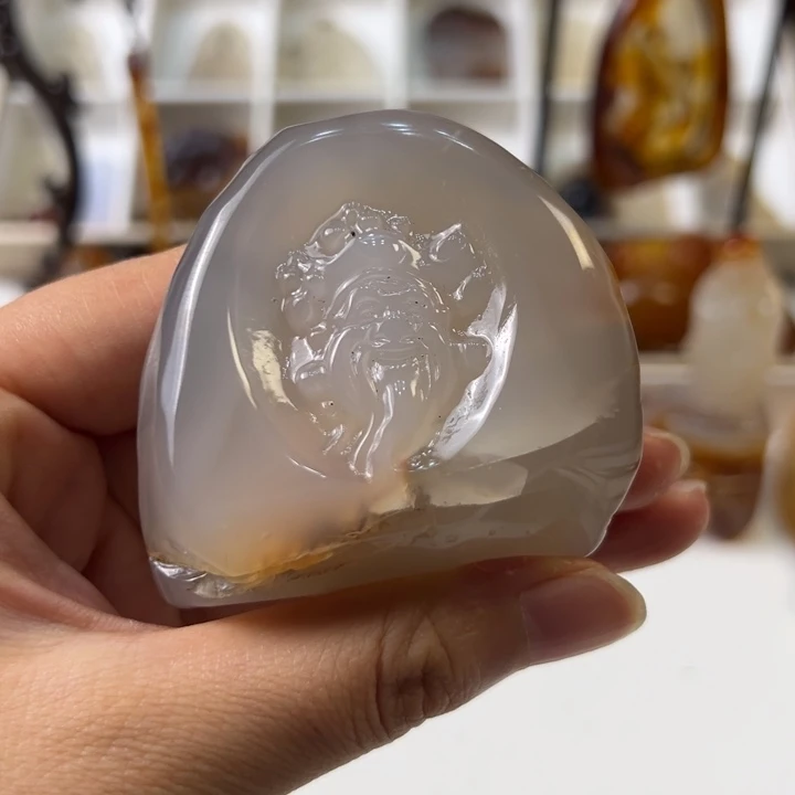 玛瑙/玉髓颈饰未镶嵌