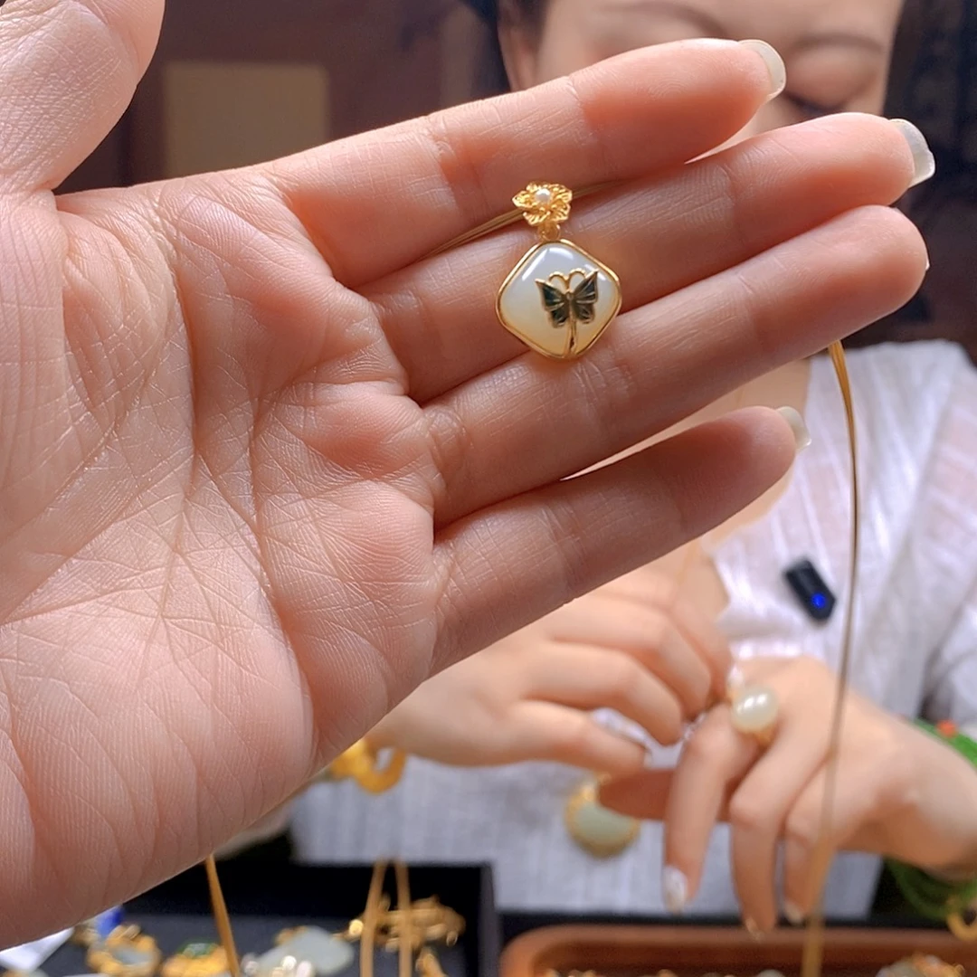 和田玉银S925镶嵌颈饰
