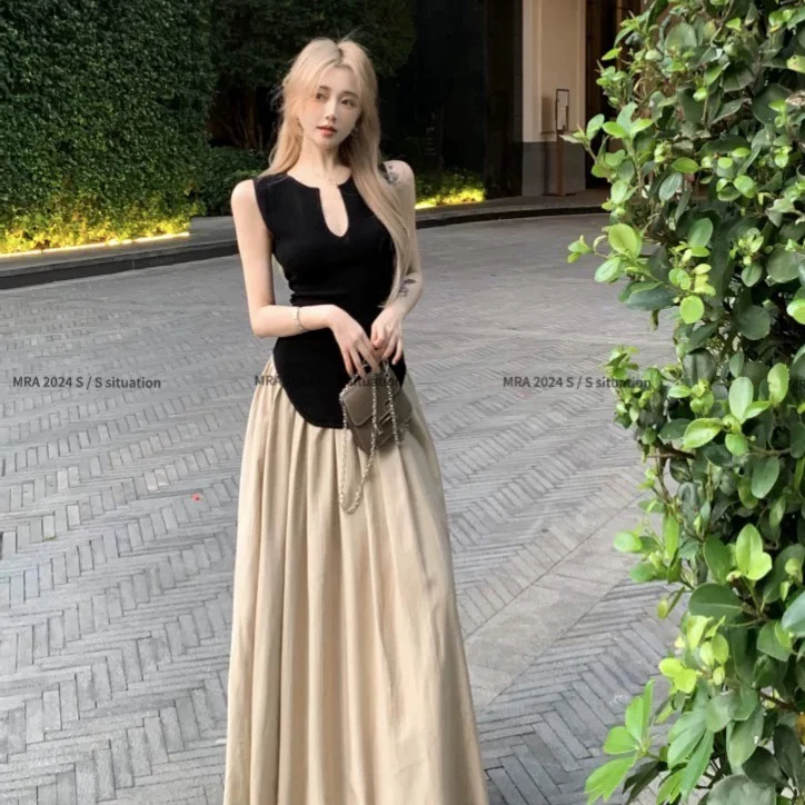 复古黑色U领无袖针织背心女夏季2025新款修身内搭设计感外穿上衣