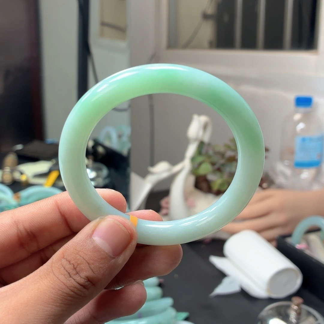 翡翠未镶嵌手镯翡翠23号