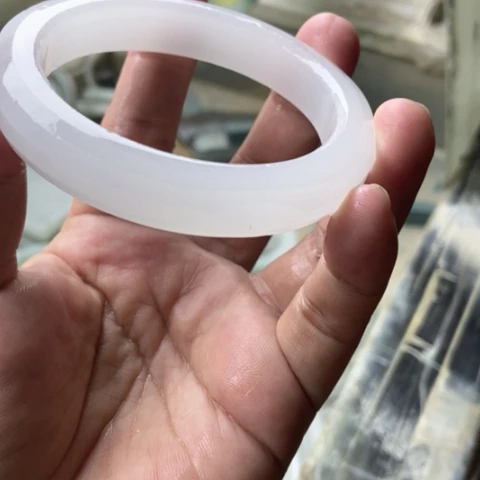 龙***泰未镶嵌手镯石英质玉（金丝玉）加工定制