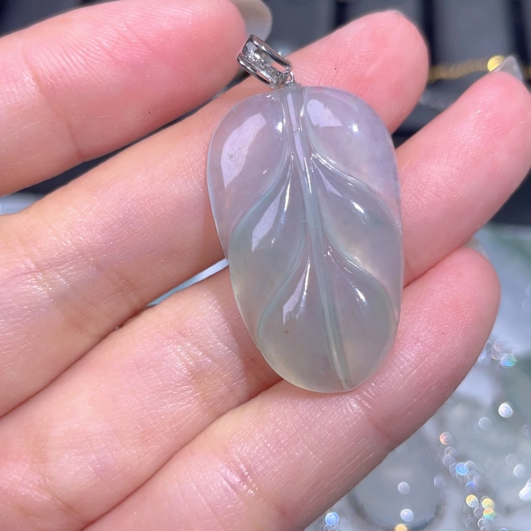 颈饰18K金镶嵌翡翠翡翠