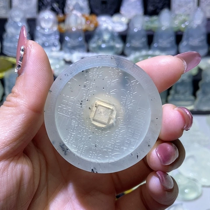 岫玉未镶嵌赚大钱