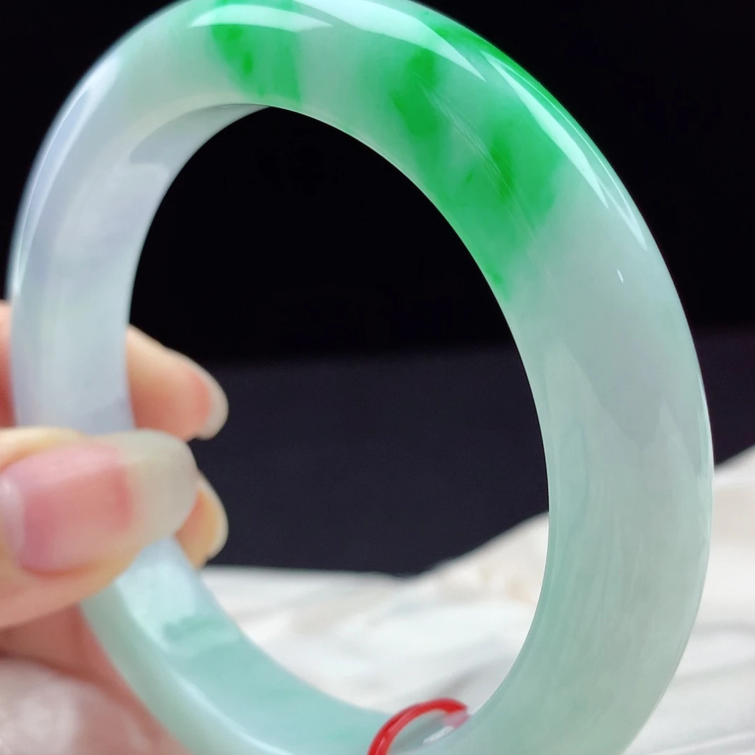 未镶嵌手镯翡翠0072，