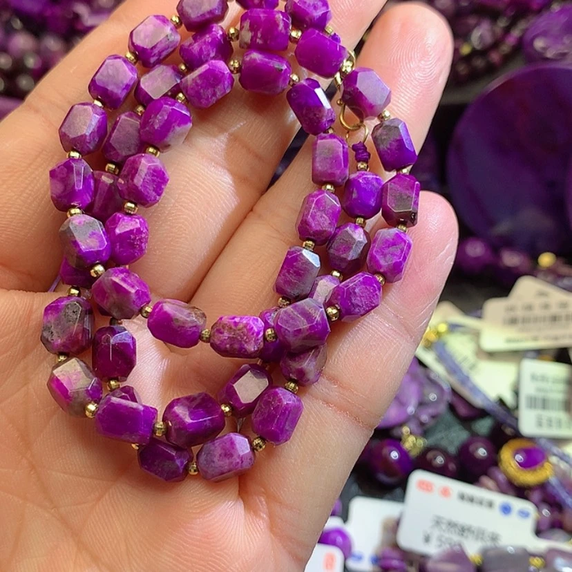 【闪购商品】18K金镶嵌苏纪石（舒俱来）项链