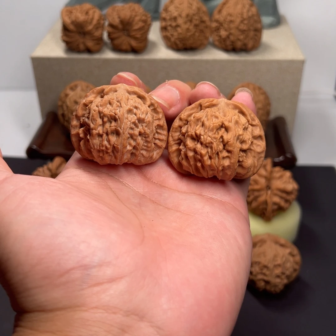 把件文玩核桃42白狮子全品（正尖球白）