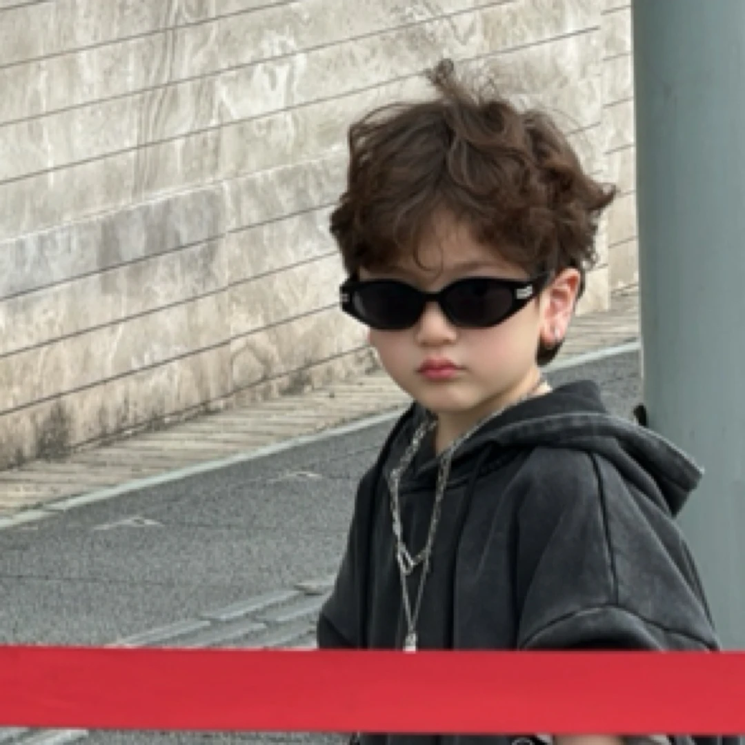 卤蛋童装【凹造型墨镜】黑色百搭谁能拒绝/私物必入时尚街拍