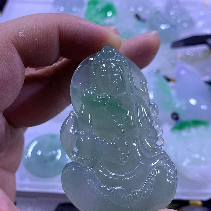 翡翠未镶嵌颈饰天然翡翠A货吊坠