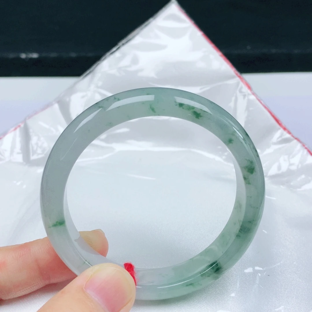 未镶嵌手镯翡翠52