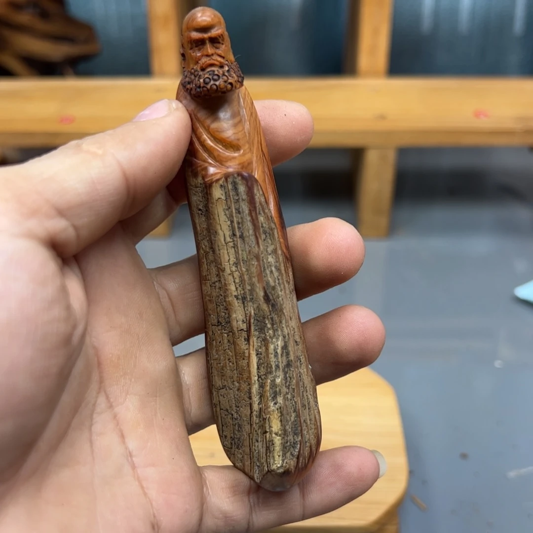 青***子木崖柏木摆件手把件