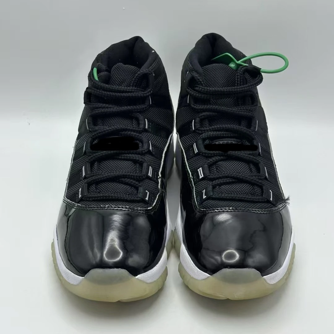 41码 AJ11大魔王 篮球鞋