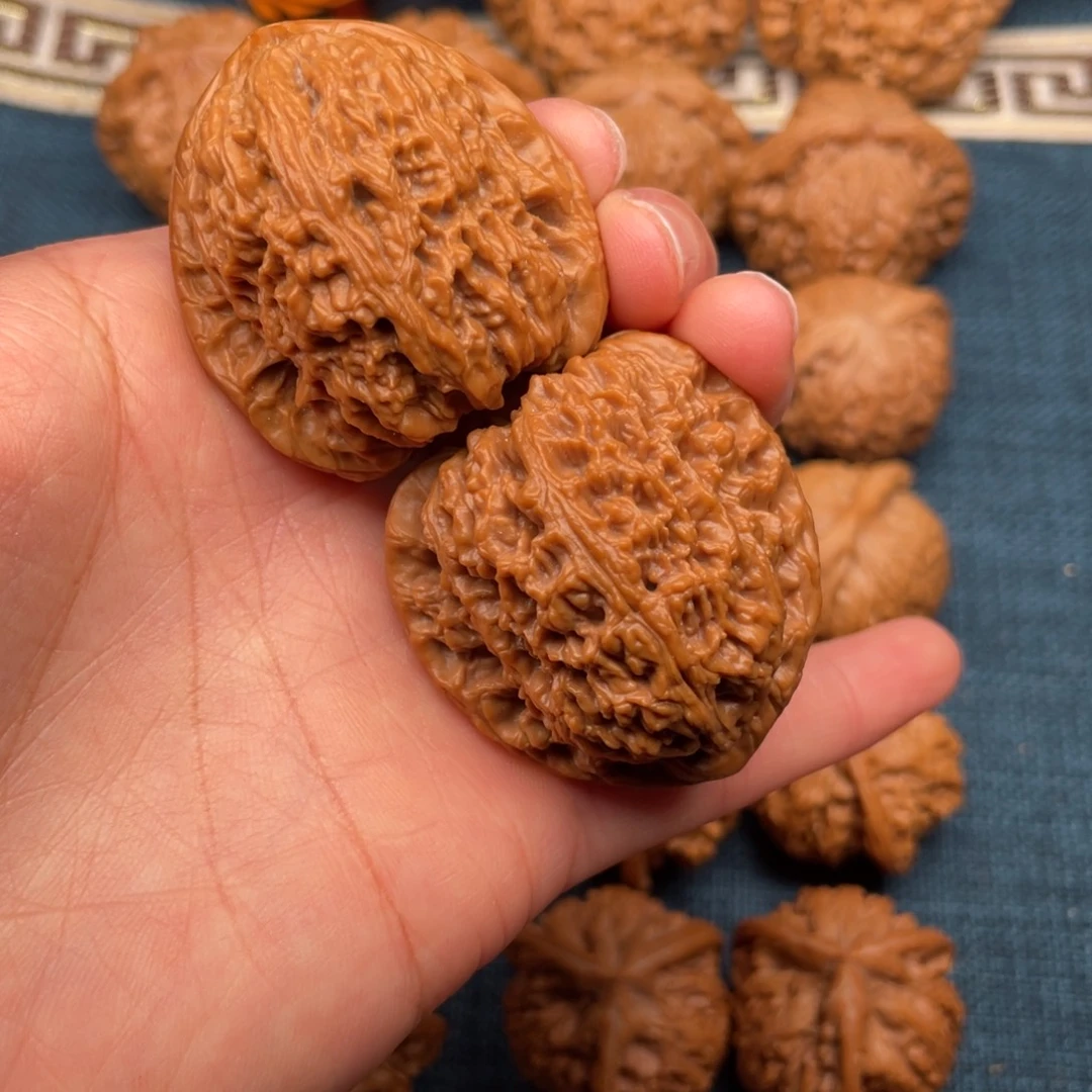 来***财文玩核桃把件40南疆