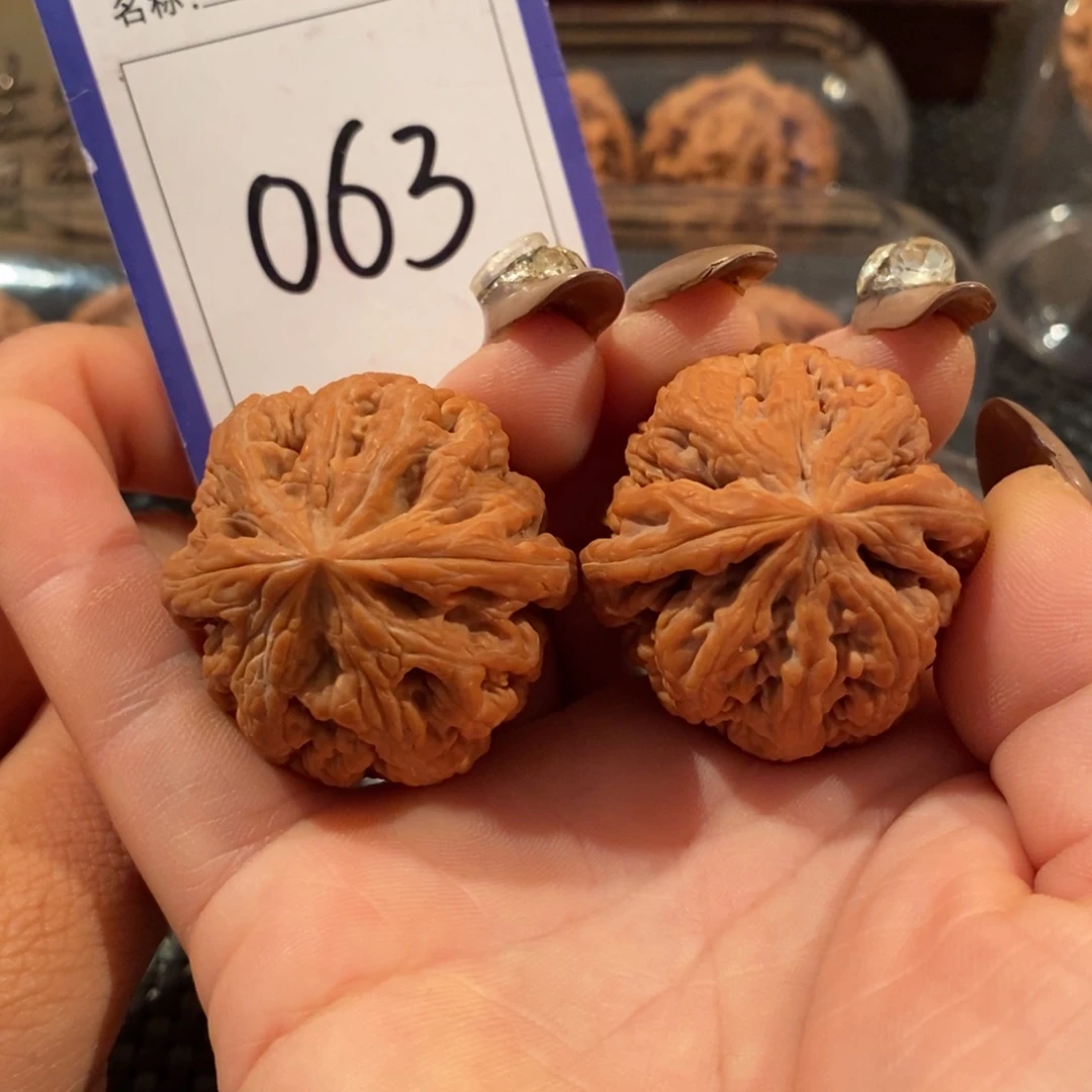 吊坠文玩核桃063粗筋37尺