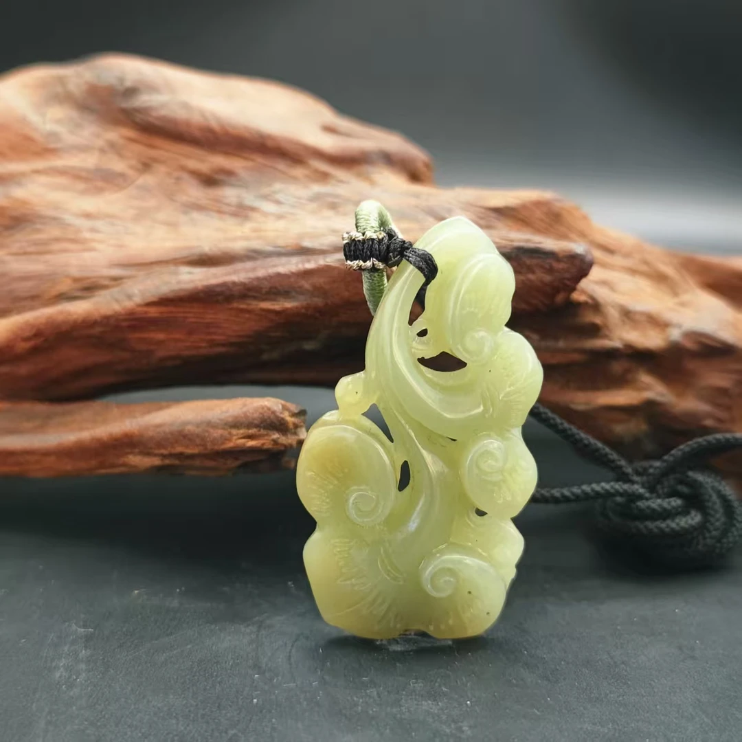 Q和田玉如意吊坠0461