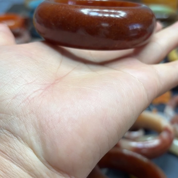 兰***-石英岩玉合金颈饰