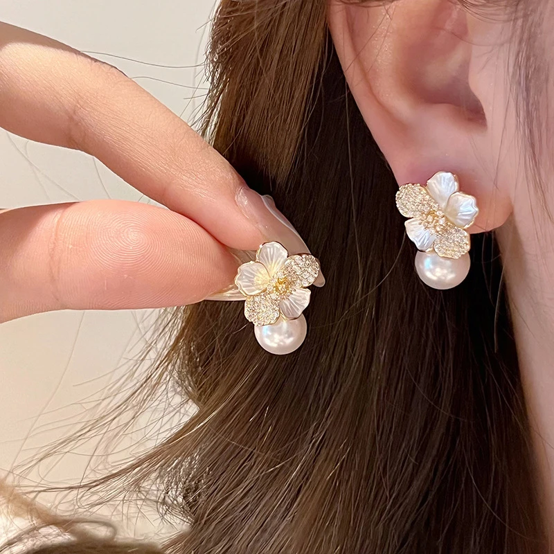 铜合金耳饰 银针锆石珠珠花朵滴油耳环法式时尚轻奢气质耳钉