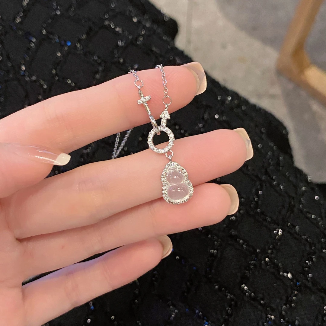 铜合金项链 新款葫芦项链复古小众环环相扣女仿玉髓新中式锁骨链