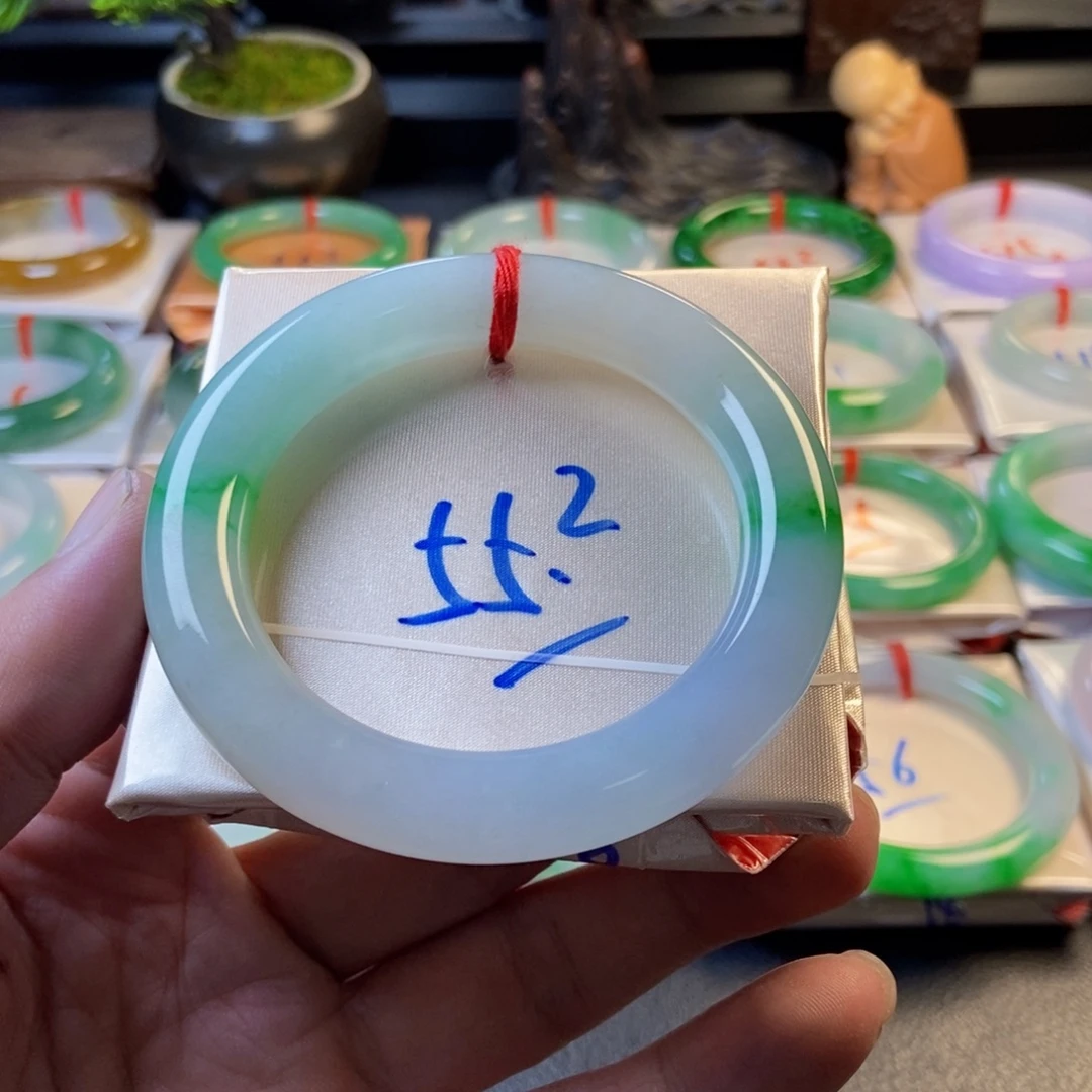 翡翠未镶嵌手镯52双耳挂翠圆条