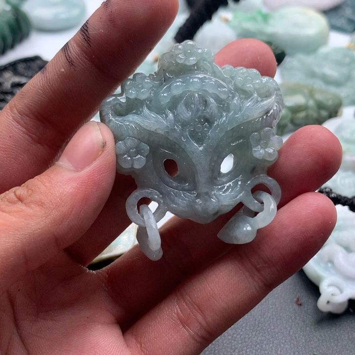 颈饰未镶嵌翡翠保真天然a货翡翠