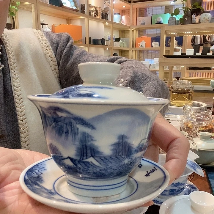 青花瓷器瓷器盖碗