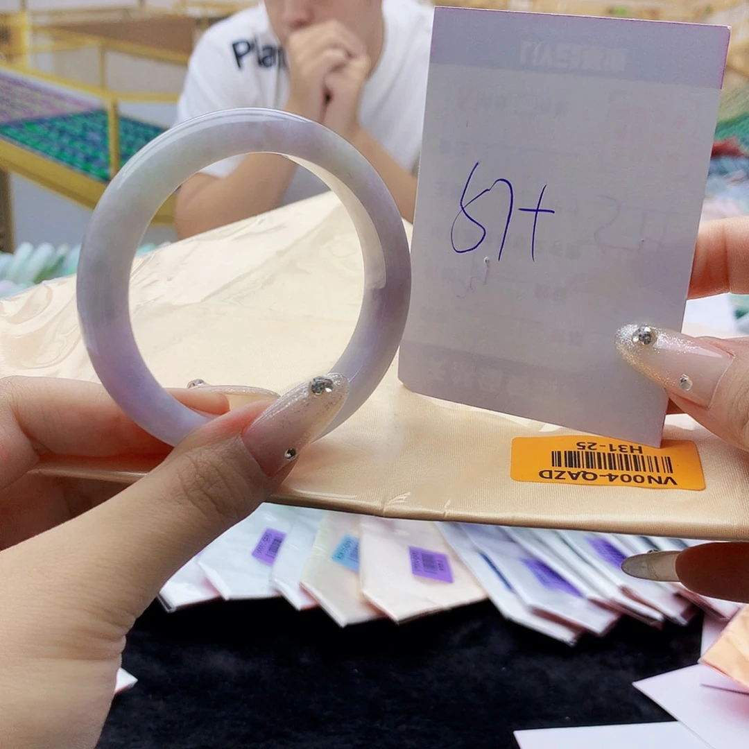 翡翠手镯未镶嵌00……