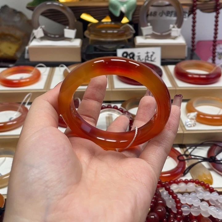 玛瑙/玉髓未镶嵌手镯