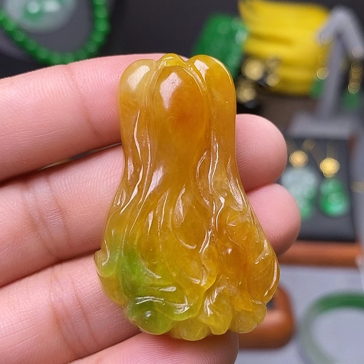 吊坠(赠链)未镶嵌翡翠