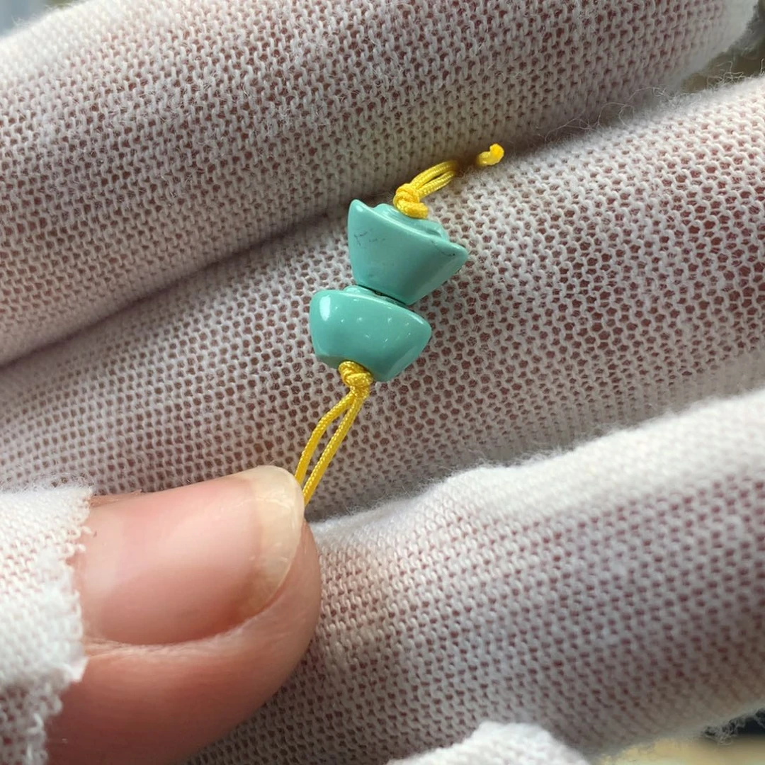 绿松石未镶嵌挂件