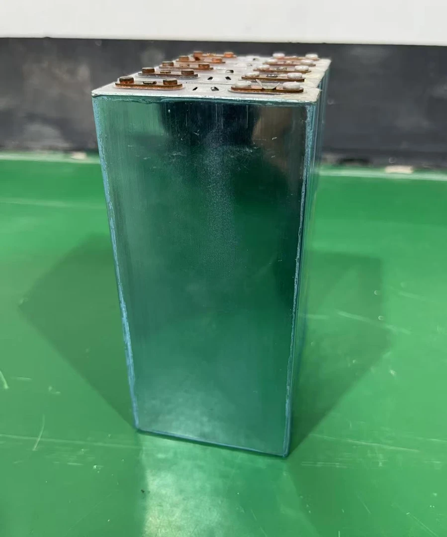 （单块）3.2V 20A磷酸铁锂电池组装电动三轮车两轮车拆机