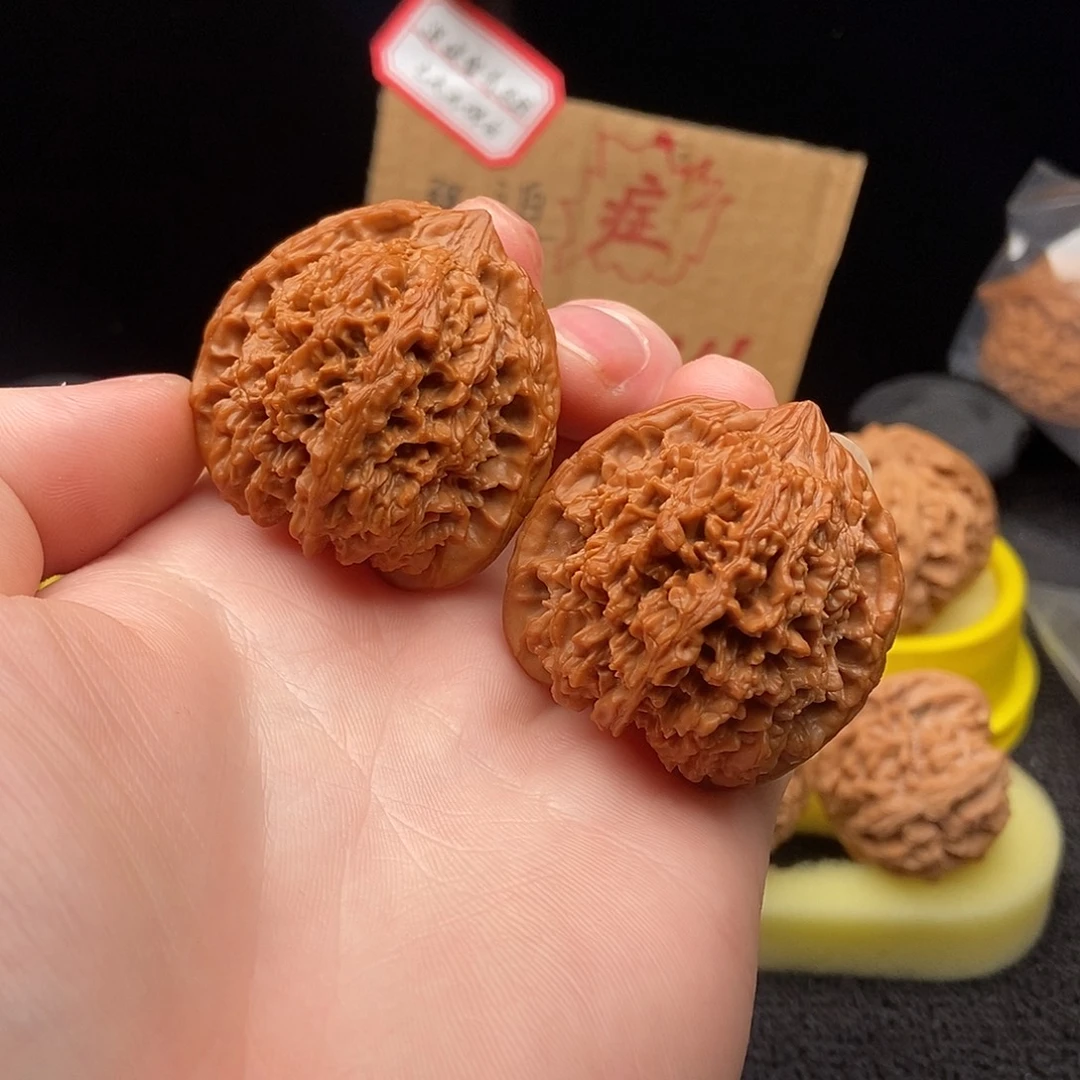 核桃文玩核桃把件满天星42