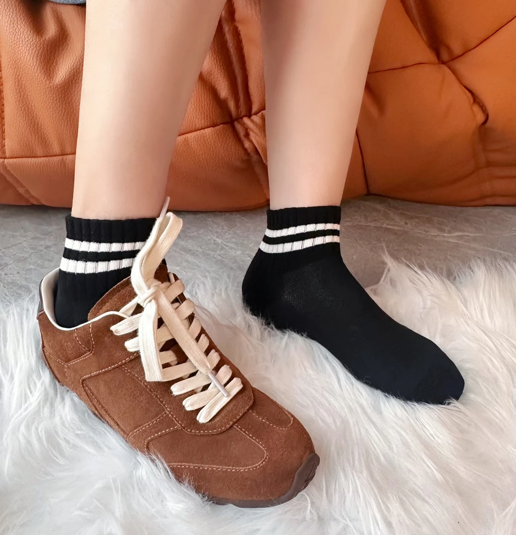 男女同款运动条杠棉袜