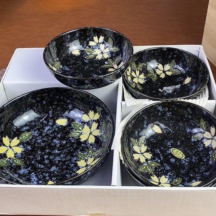 瓷器木器铜铁器花瓶盘子