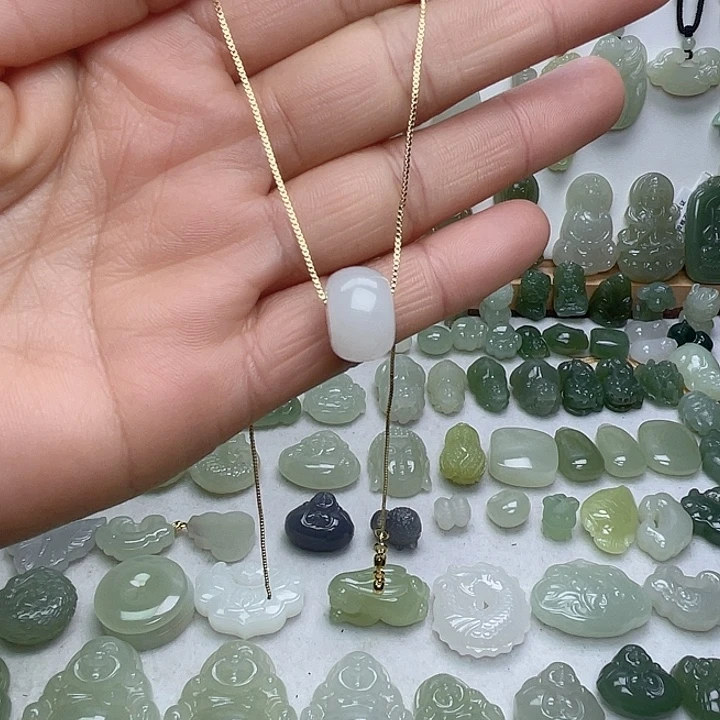 和田玉未镶嵌颈饰