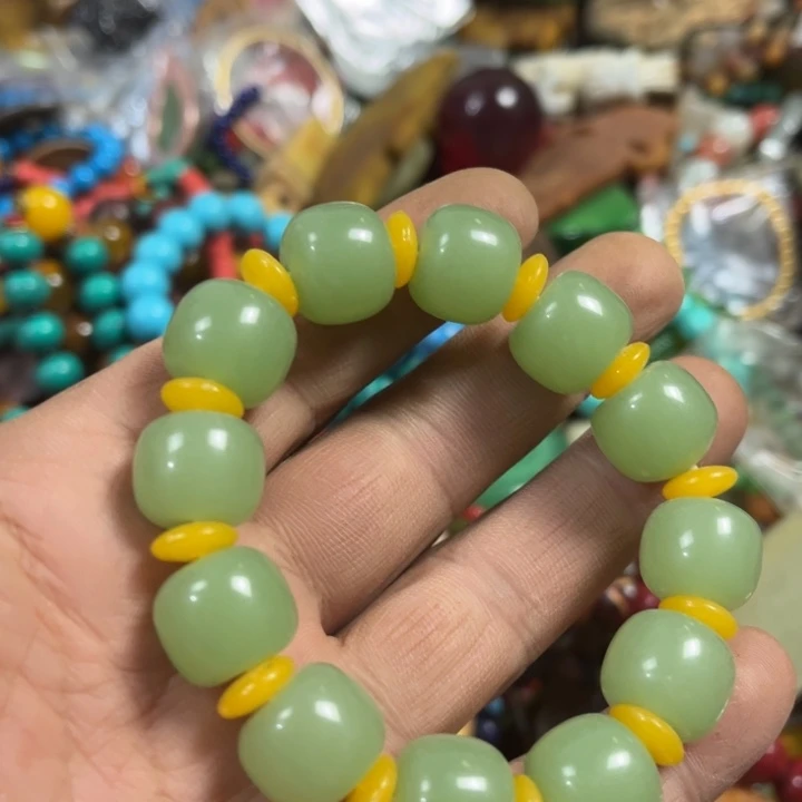 未镶嵌和田玉（糖玉）挂件