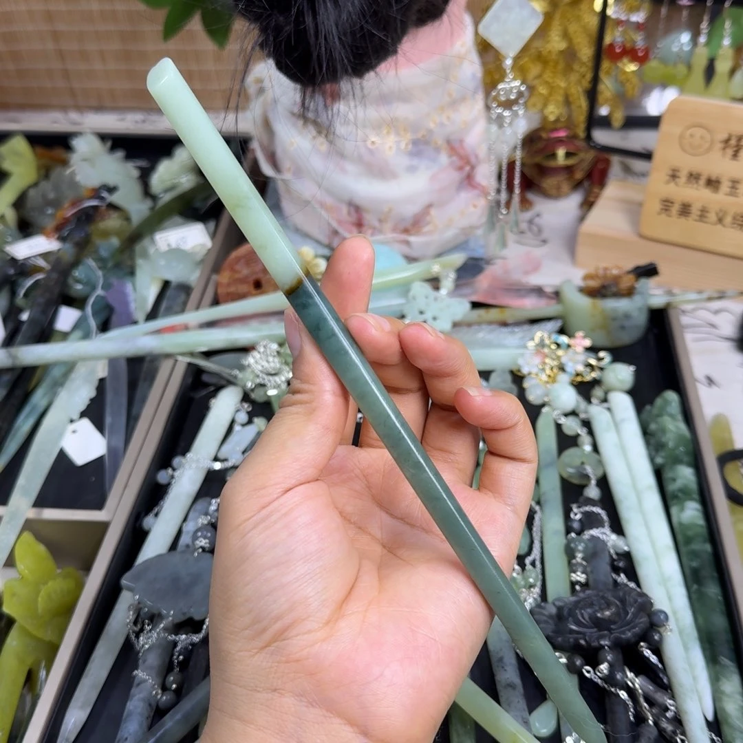 蛇纹石玉未镶嵌发饰