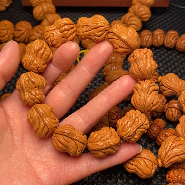 桃核手串龙纹桃核