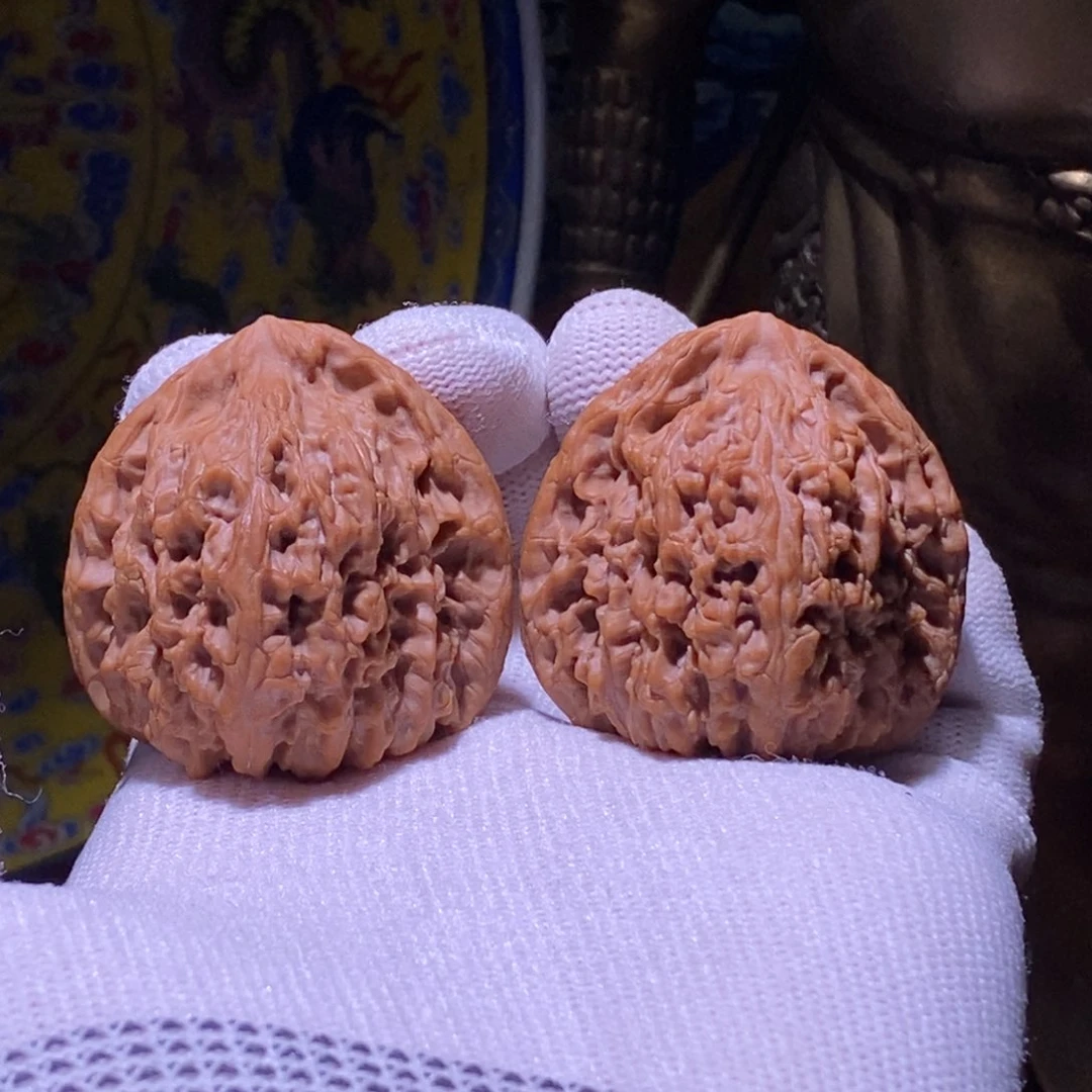 把件文玩核桃全品42红皮三角南疆石 42 42 41