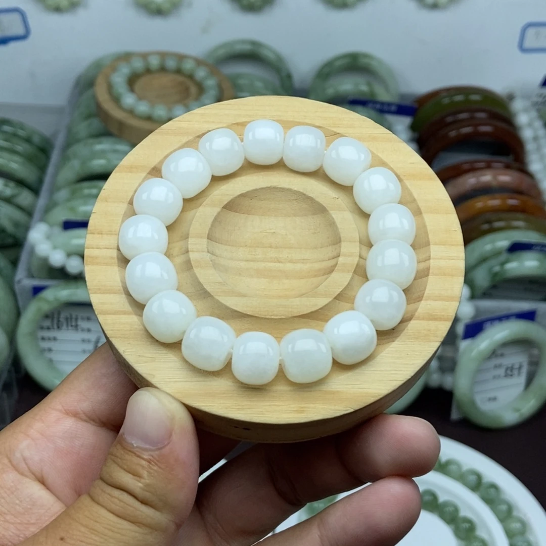 未镶嵌蛇纹石玉手链