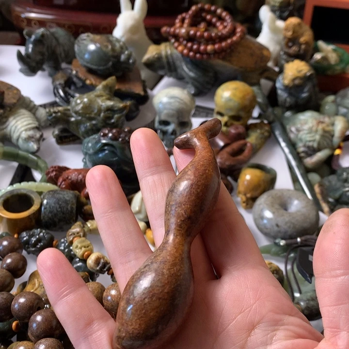 手链未镶嵌岫岩河磨玉（透闪石质玉）