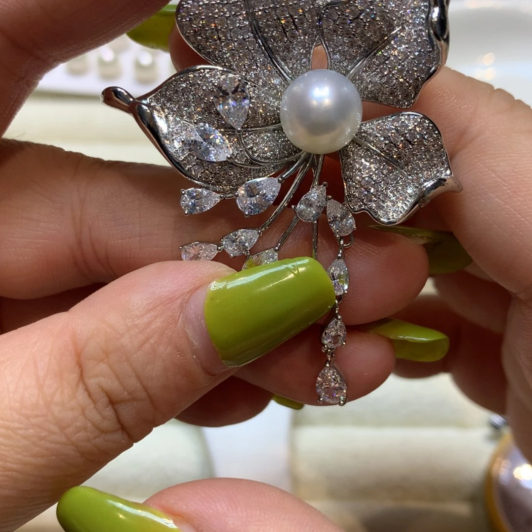 未镶嵌海水珍珠胸饰