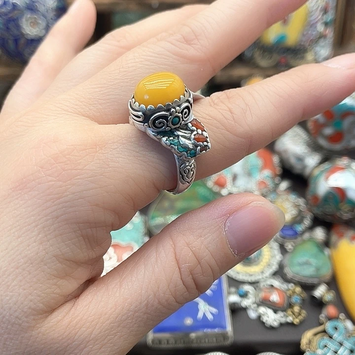 银S925镶嵌蜜蜡戒指