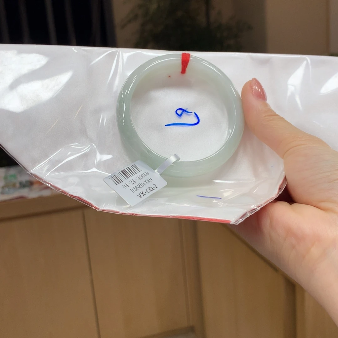 未镶嵌手镯翡翠不退不换