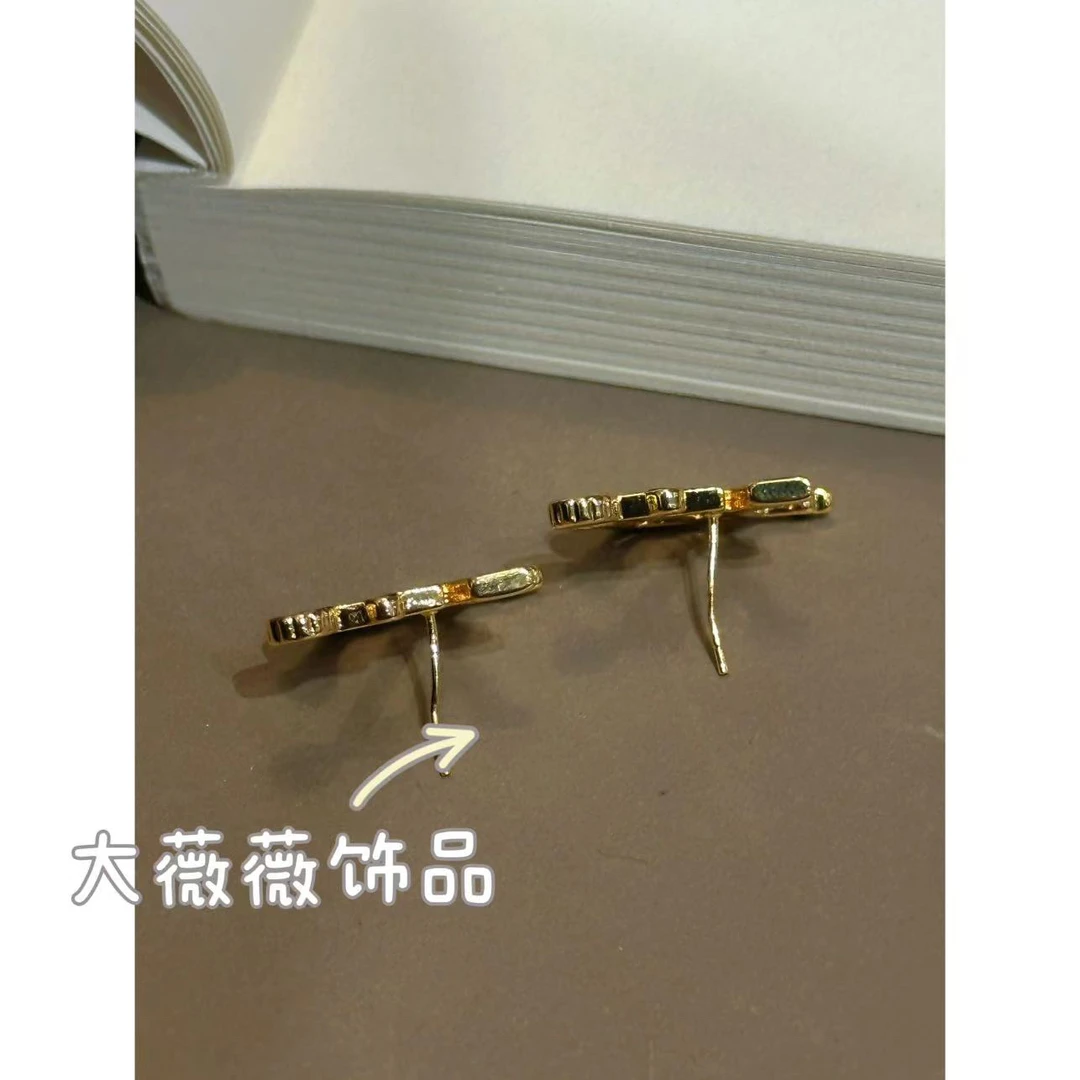 铜合金耳饰 彩色小手花朵耳饰-67629