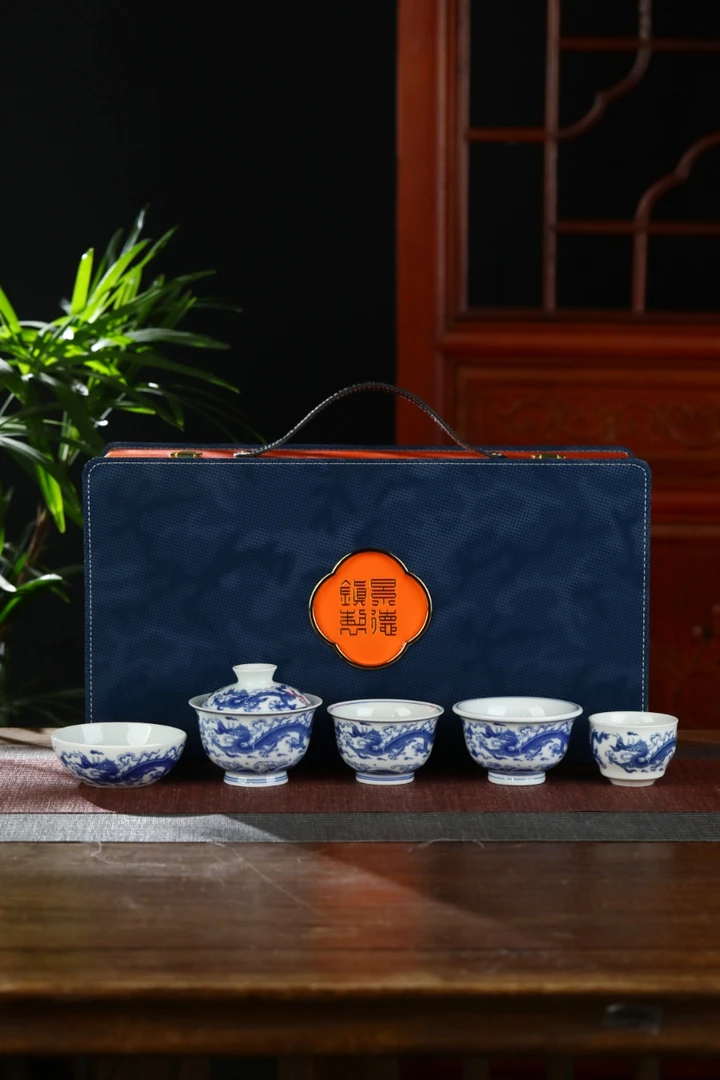 景德镇高温瓷釉下彩双龙献瑞五件套