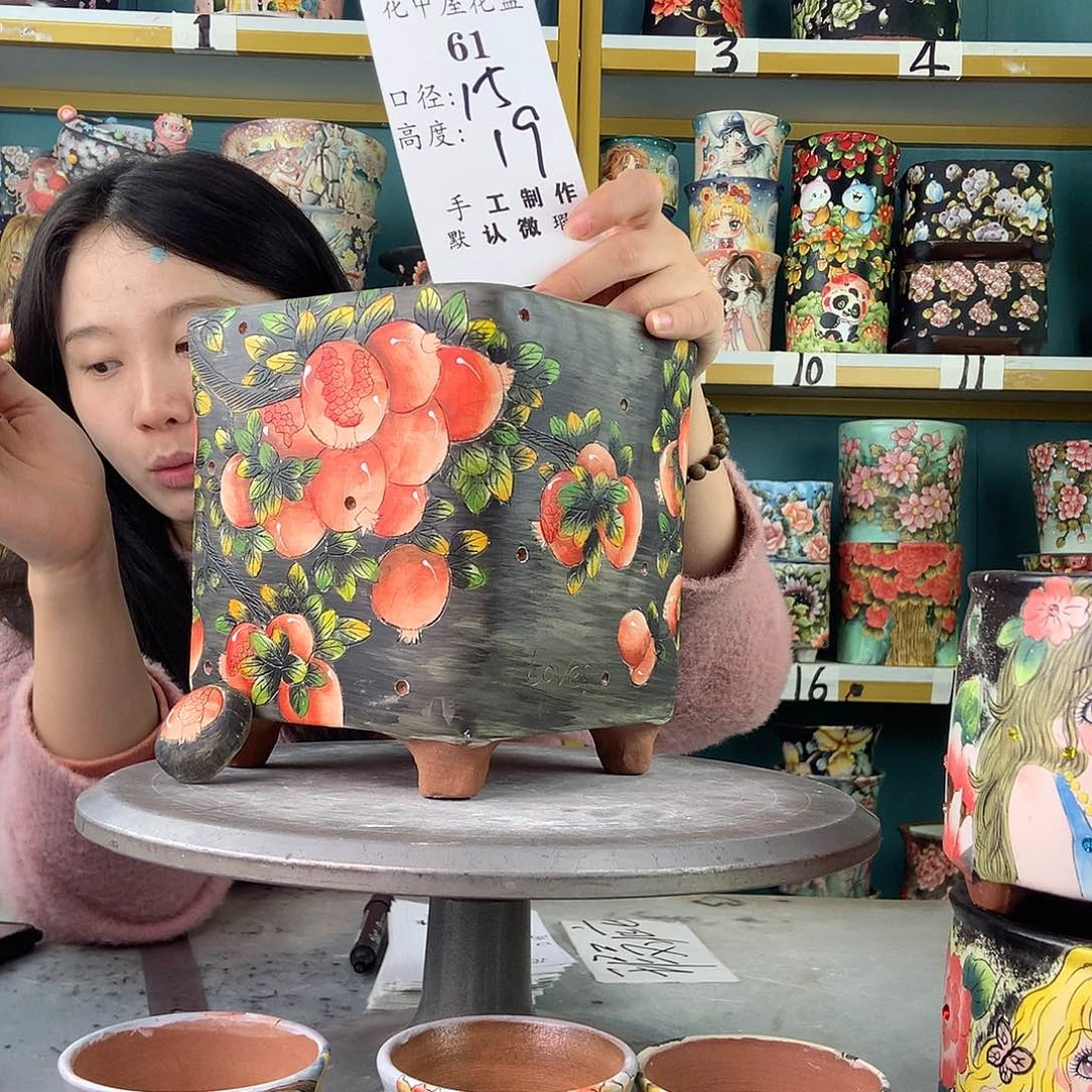 陶景德镇手工花盆61