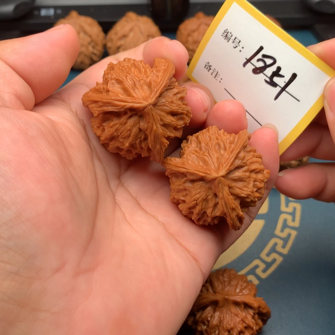 寻***t把件文玩核桃公子帽奔1851