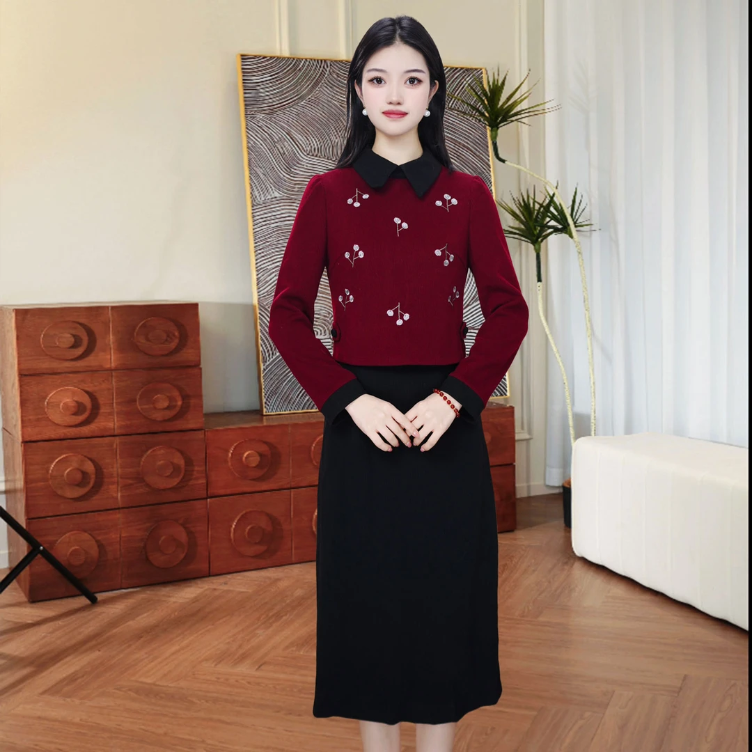 连衣裙女装秋冬时尚小众红色秋冬连衣裙女装复古时尚洋气气质